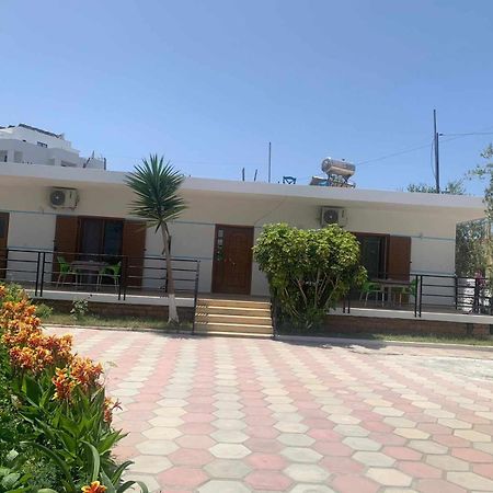 Guesthouse Sueda كساميل المظهر الخارجي الصورة
